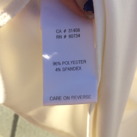 BCBGeneration Ivory White Empire Blouse - Picture 4 of 4
